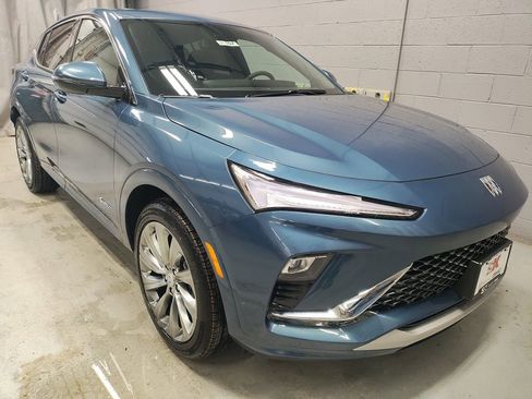 New 2026 Buick Envista Avenir FWD image 5