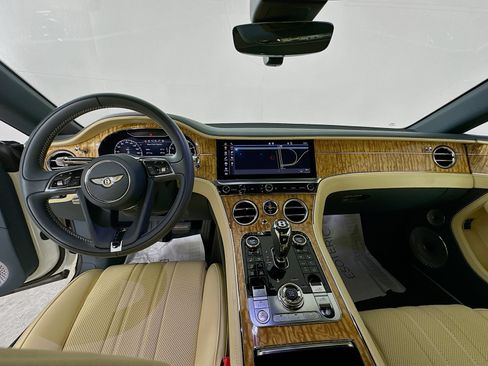 Used 2020 Bentley Continental GT AWD/4WD image 15