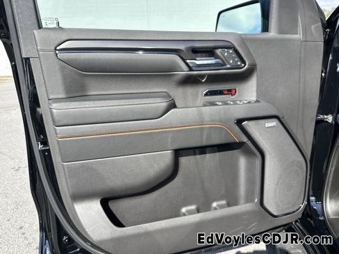 Used 2023 GMC Sierra 1500 AT4 w/ AT4 Premium Package image 13