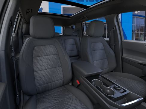 New 2026 Chevrolet Equinox LT FWD image 18