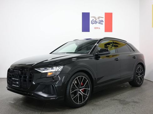 Certified 2023 Audi SQ8 Premium Plus w/ SQ8 Luxury Package AWD/4WD image 8
