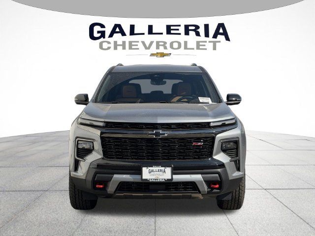 New 2027 Chevrolet Traverse Z71 w/ Driver Confidence Package AWD/4WD image 3