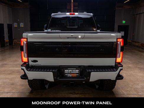 Used 2026 Ford F250 Platinum w/ Platinum Plus Package AWD/4WD image 8