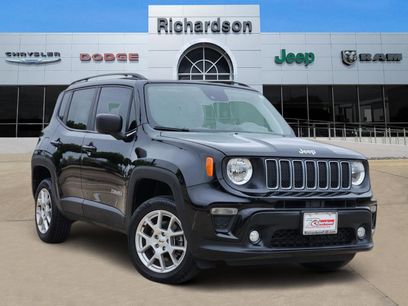 Used 2023 Jeep Renegade Latitude w/ Sun/Sound Group