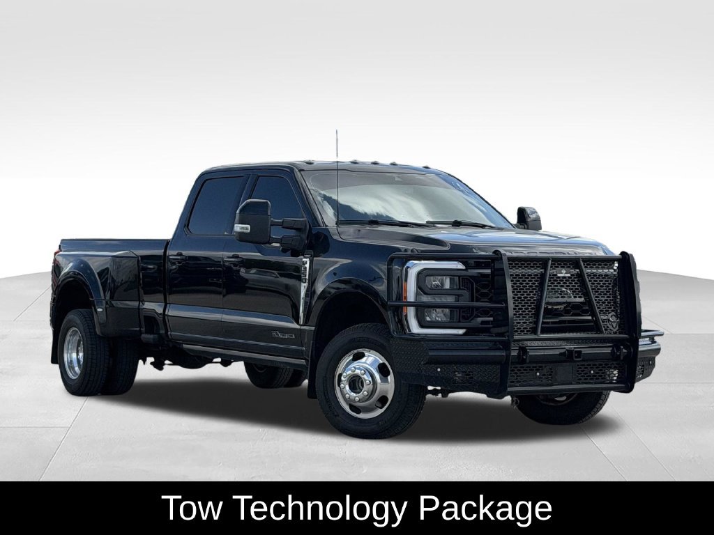 Used 2023 Ford F350 Lariat w/ Lariat Ultimate Package AWD/4WD image 2