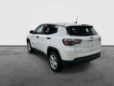 Used 2023 Jeep Compass Sport AWD/4WD image 2