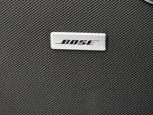 Used 2025 GMC Yukon XL Denali image 30