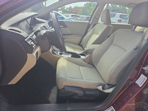 Used 2017 Honda Accord LX image 14