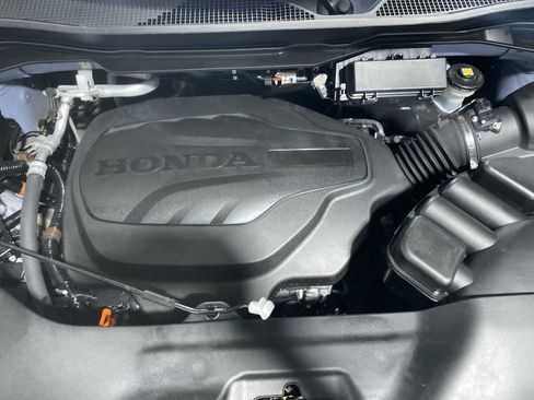 Used 2023 Honda Passport EX-L image 9