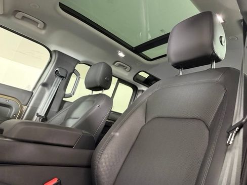 Certified 2025 Land Rover Defender 110 S AWD/4WD image 5