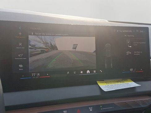 Certified 2025 BMW X3 xDrive30i w/ Convenience Package image 18