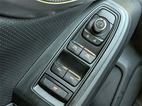 Used 2022 Subaru Crosstrek 2.5i Limited w/ Moonroof Package 1 image 23