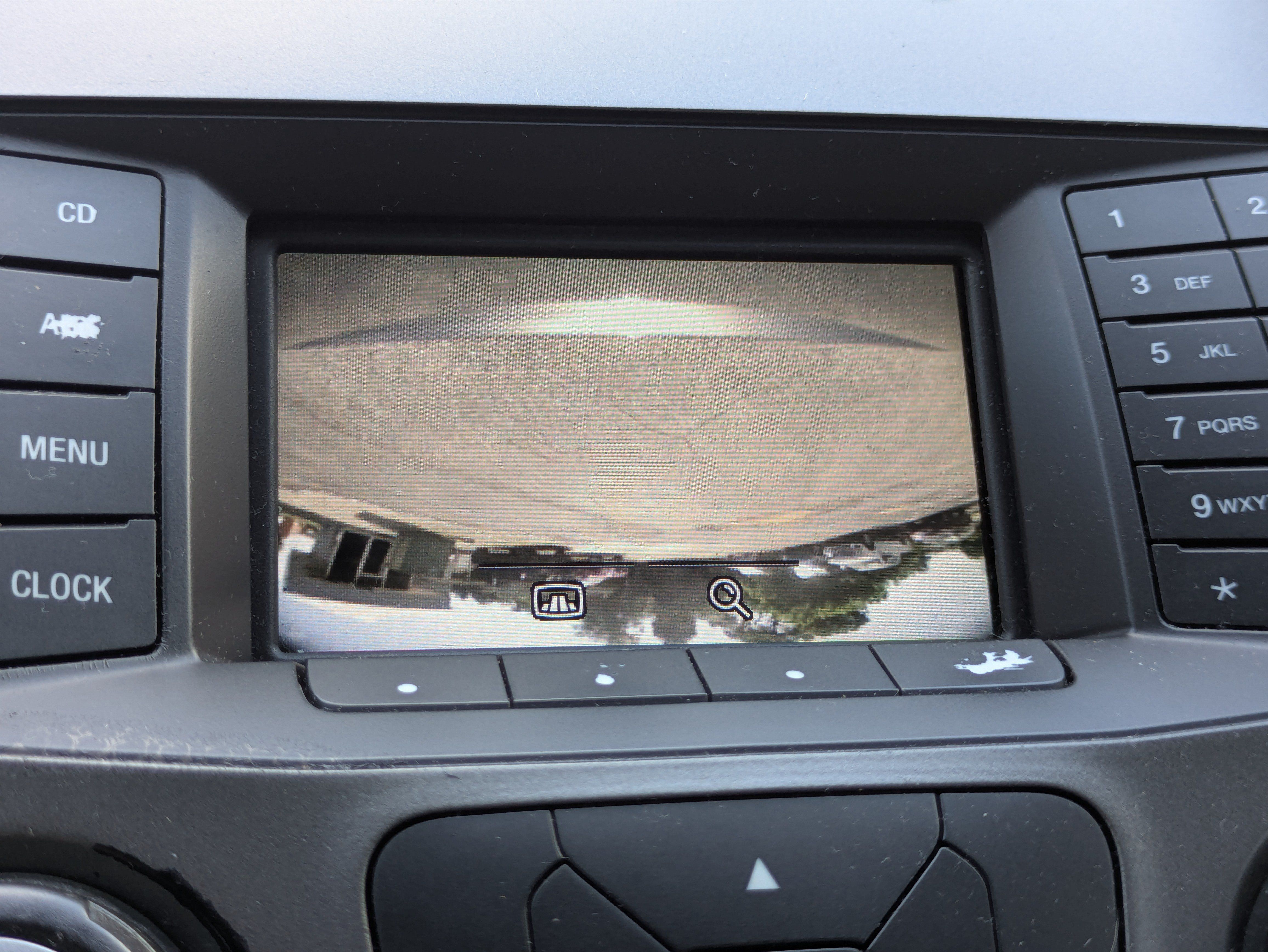 Used 2015 Ford Taurus SEL FWD image 20