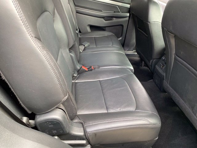 Used 2018 Ford Explorer XLT w/ Equipment Group 202A AWD/4WD image 36