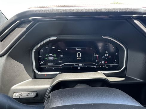 Used 2023 GMC Sierra 1500 AT4 w/ AT4 Premium Package AWD/4WD image 22