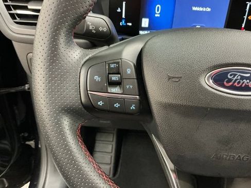 Used 2025 Ford Escape ST-Line w/ Tech Pack #1 FWD image 26