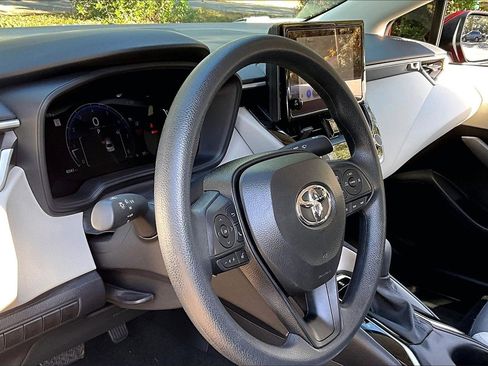 New 2026 Toyota Corolla LE image 5