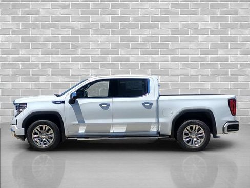 New 2026 GMC Sierra 1500 Denali AWD/4WD image 9