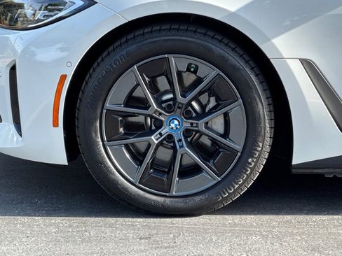 Used 2023 BMW i4 eDrive40 w/ Premium Package RWD image 38