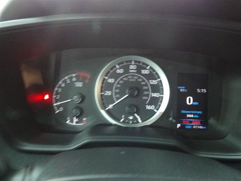 Used 2021 Toyota Corolla LE image 21