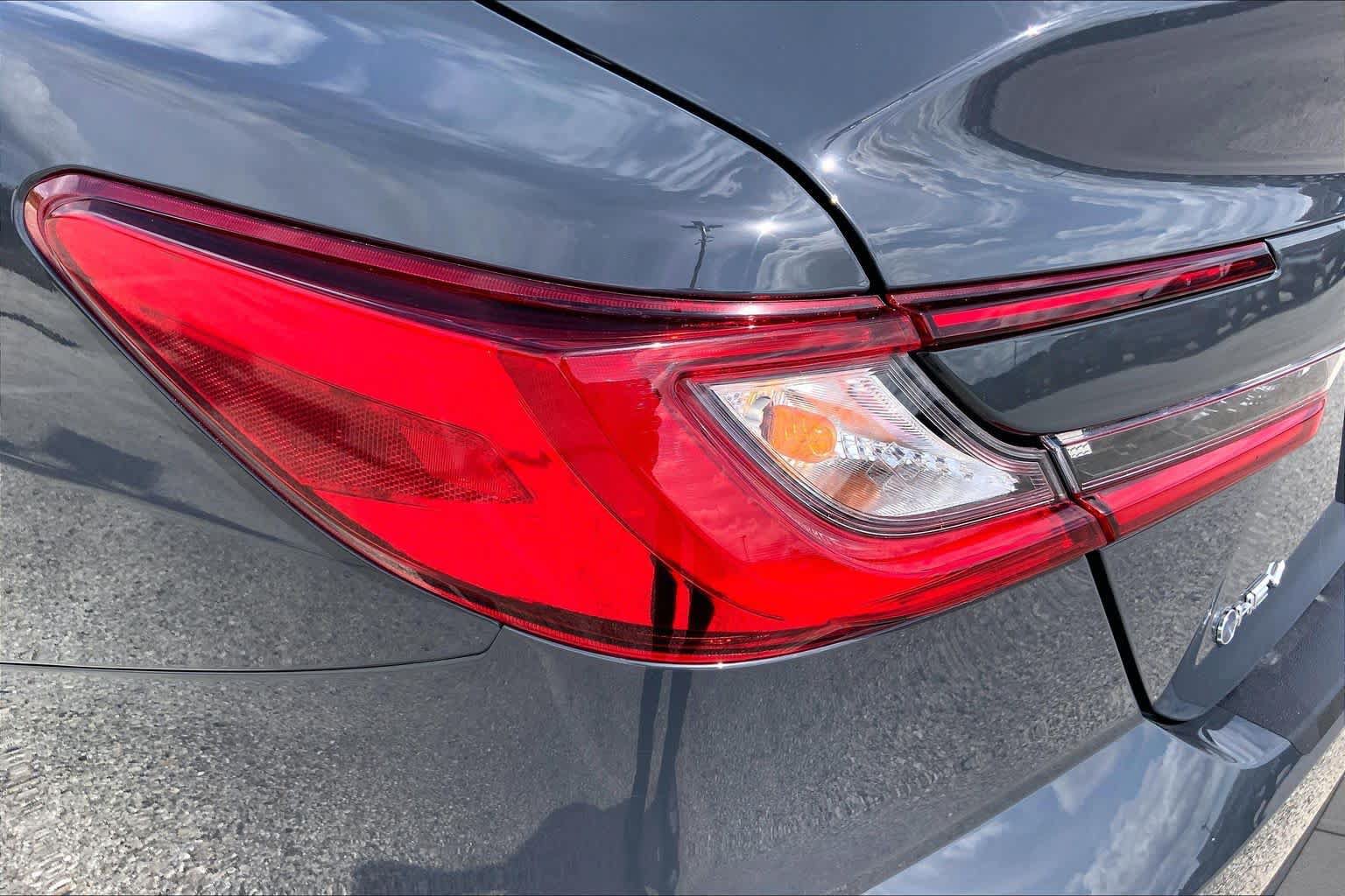 Used 2026 Toyota Camry LE FWD image 28