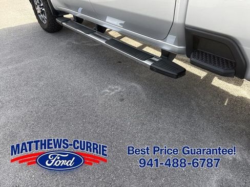 Used 2022 GMC Sierra 2500 SLE w/ SLE Value Package; AWD/4WD image 13