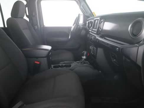 Used 2022 Jeep Wrangler Unlimited Sport AWD/4WD image 28