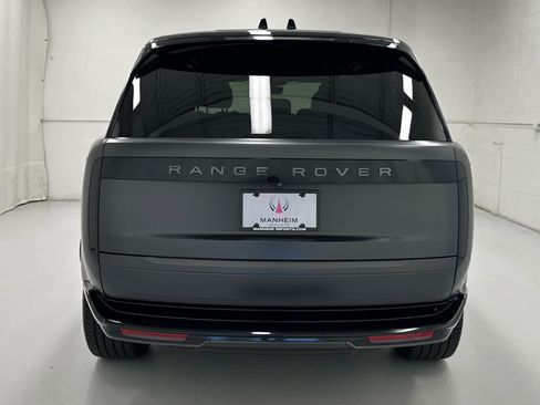 Used 2023 Land Rover Range Rover Long Wheelbase SE AWD/4WD image 7
