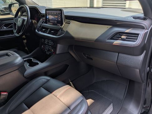 Used 2021 Chevrolet Tahoe RST AWD/4WD image 32