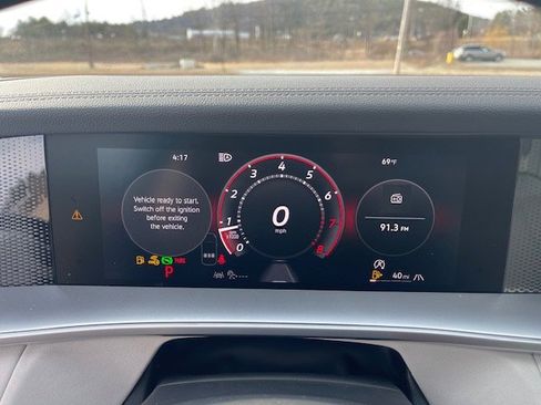 New 2025 Volkswagen Tiguan SE image 15