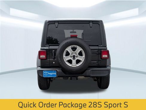 Used 2019 Jeep Wrangler Unlimited Sport S AWD/4WD image 6