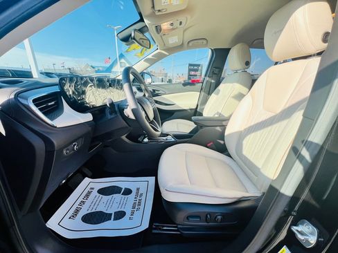 Used 2024 Buick Encore GX Avenir w/ Avenir Convenience Package image 15