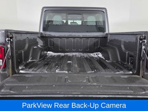Used 2024 Jeep Gladiator Sport image 11