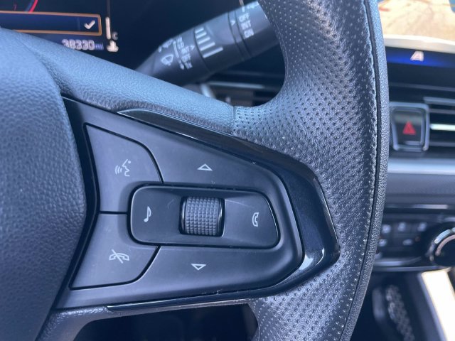 Used 2025 Chevrolet TrailBlazer LT AWD/4WD image 28