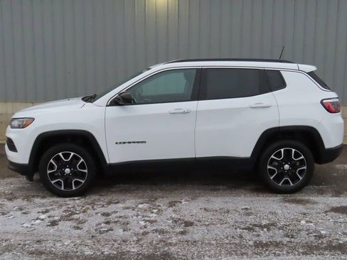 Used 2022 Jeep Compass Latitude w/ Convenience Group image 10