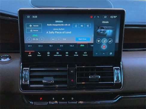 Used 2023 Lincoln Navigator L Reserve image 18