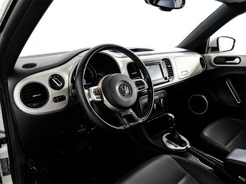 Used 2016 Volkswagen Beetle 1.8T SE image 3