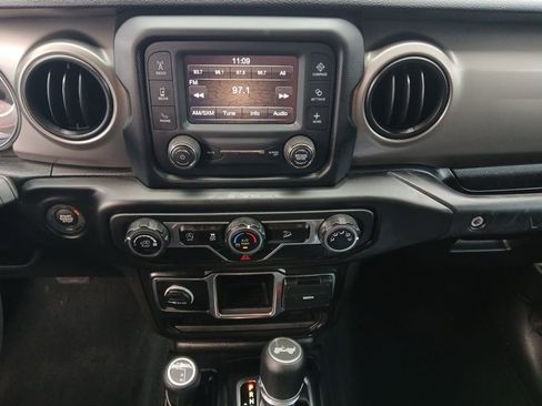 Used 2021 Jeep Wrangler Unlimited Sport image 7