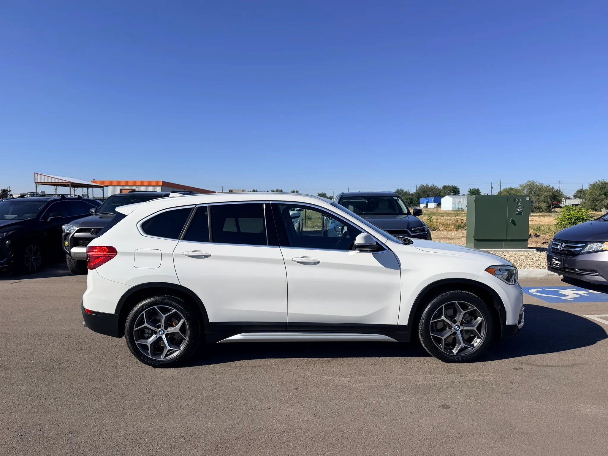 Used 2019 BMW X1 xDrive28i w/ Convenience Package AWD/4WD image 7