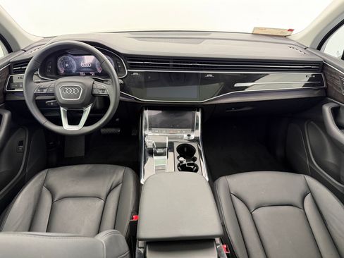 Used 2024 Audi Q7 2.0T Premium w/ Convenience Package AWD/4WD image 16
