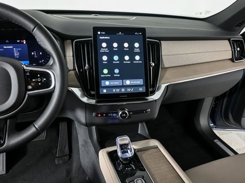 Used 2026 Volvo XC90 B6 Plus w/ Protection Package Premier image 14