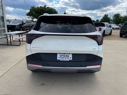New 2026 Kia Sportage EX AWD/4WD image 6