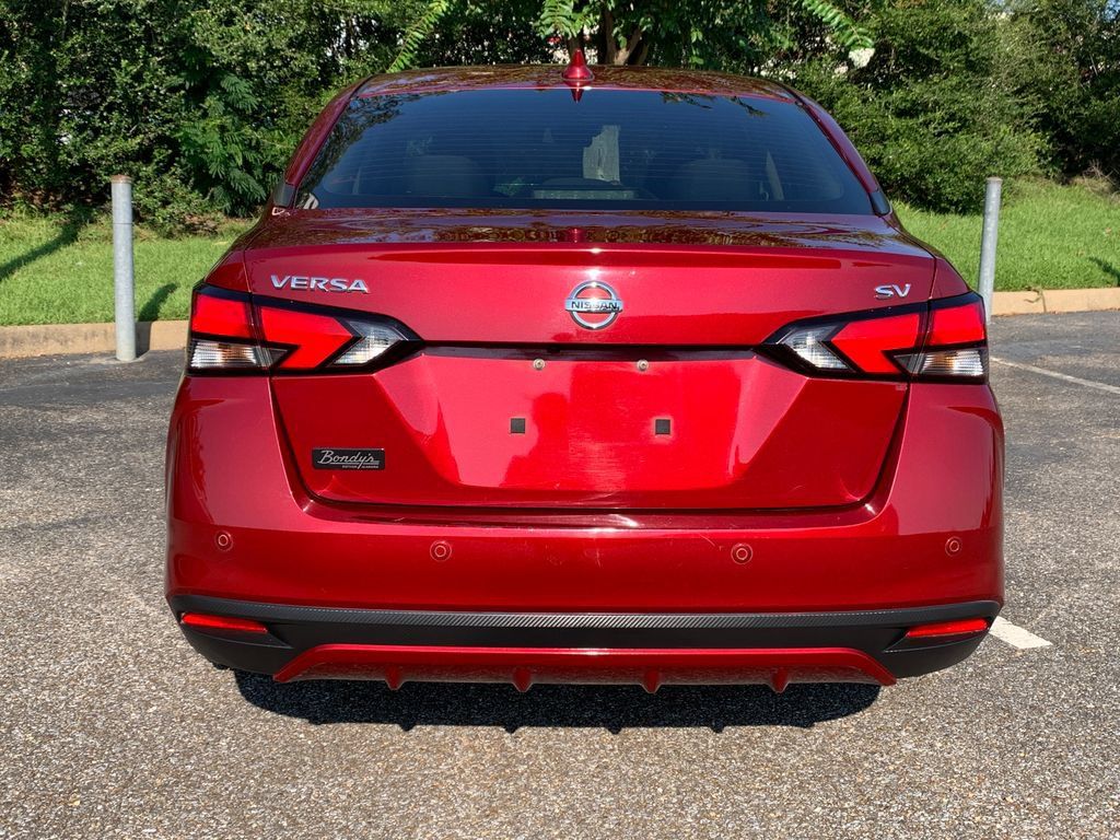 Used 2022 Nissan Versa SV FWD image 8