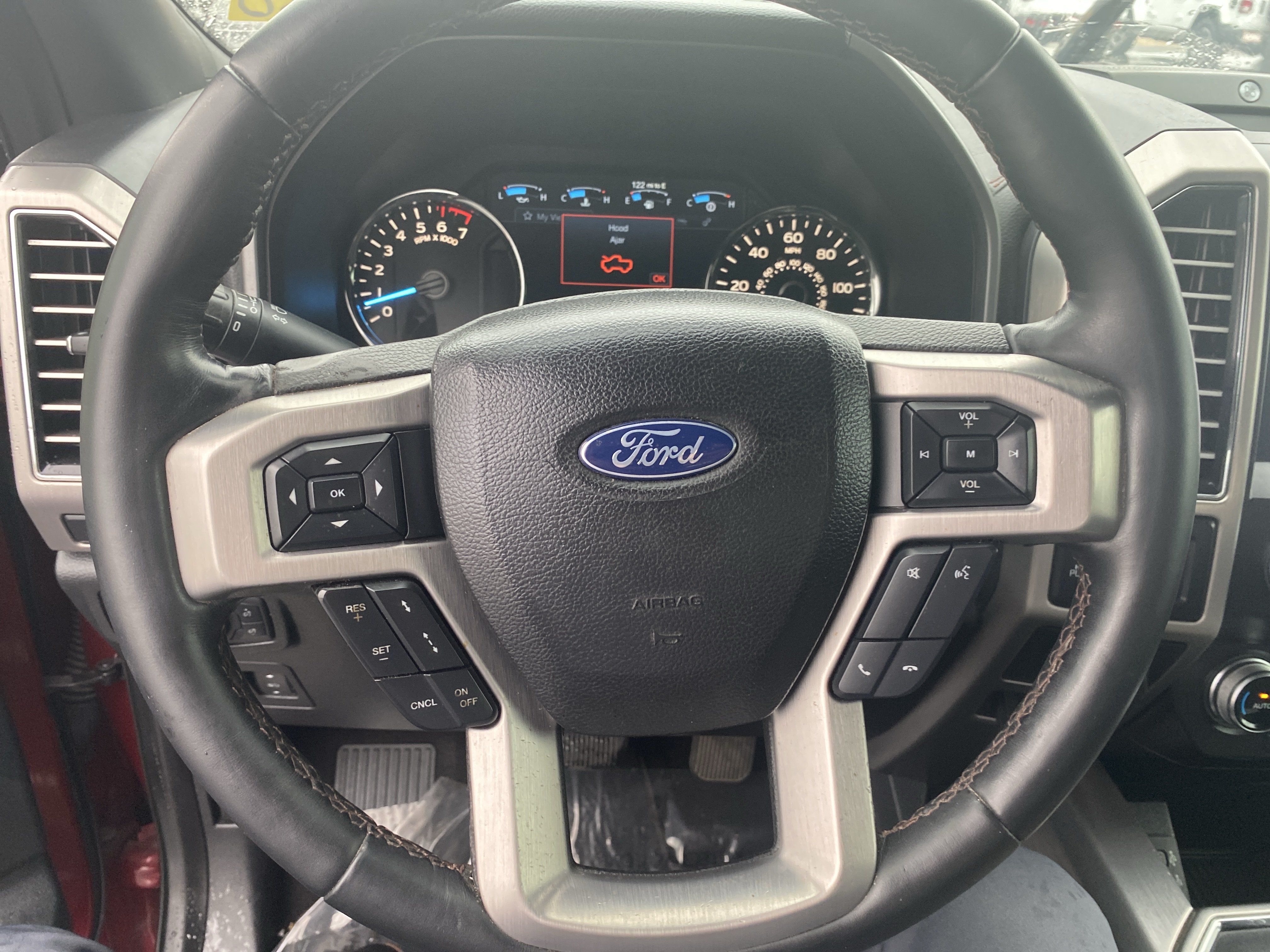 Used 2020 Ford F150 Platinum w/ Equipment Group 701A Luxury AWD/4WD image 8