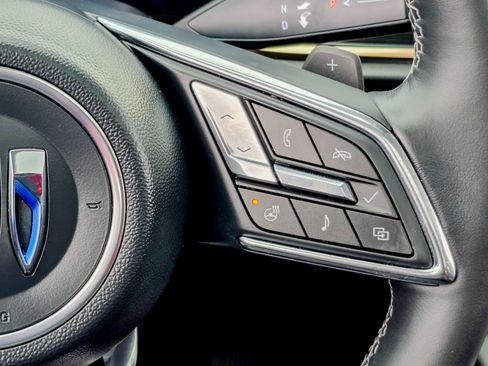 Used 2024 Buick Envision Avenir image 43