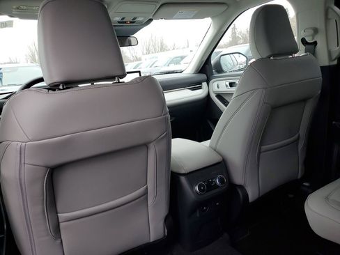 New 2026 Ford Explorer Active image 31