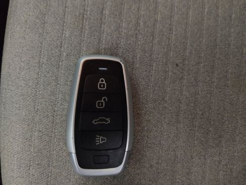 Used 2020 Kia Soul EX image 32