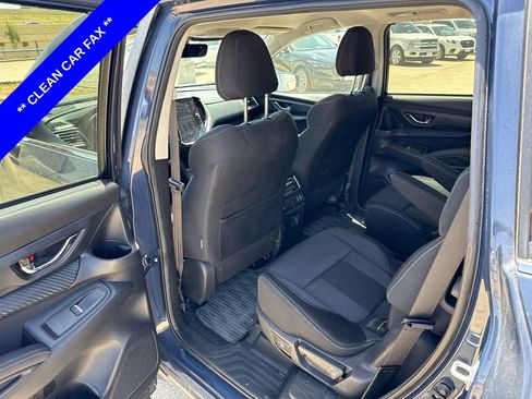 Used 2023 Subaru Ascent Premium w/ Convenience Package AWD/4WD image 7