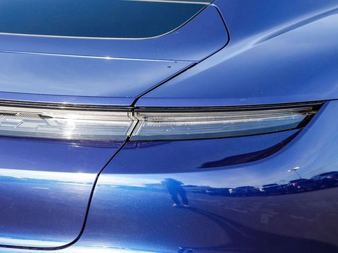 Used 2021 Porsche Taycan Base image 8