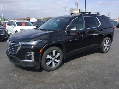 Used 2022 Chevrolet Traverse LT w/ LT Premium Package
